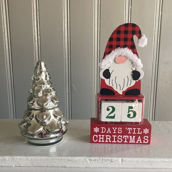 NWT Wooden Santa Gnome Days To Christmas Wooden Block Counter Decoration Set - Picture 11 of 11